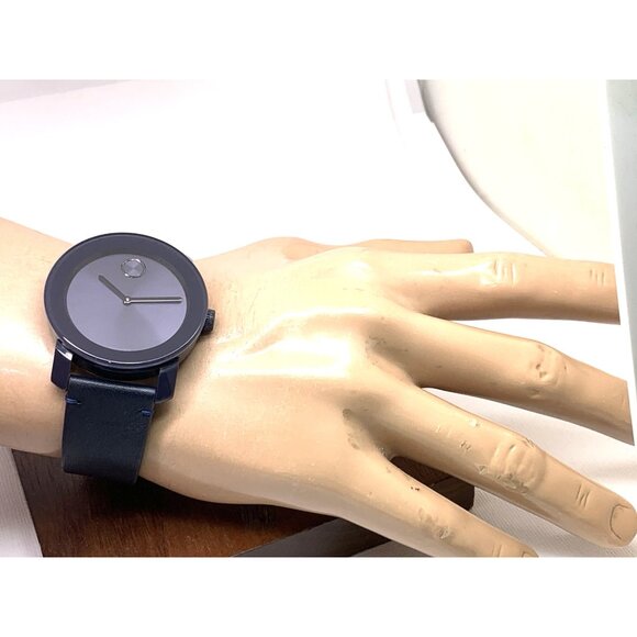 Movado Men's Watch 3600370 Bold Swiss Quartz Blue Dial 42mm Black Leather Band - Picture 5 of 14